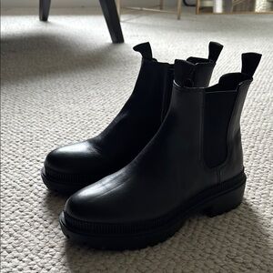 Women’s Black Boots
